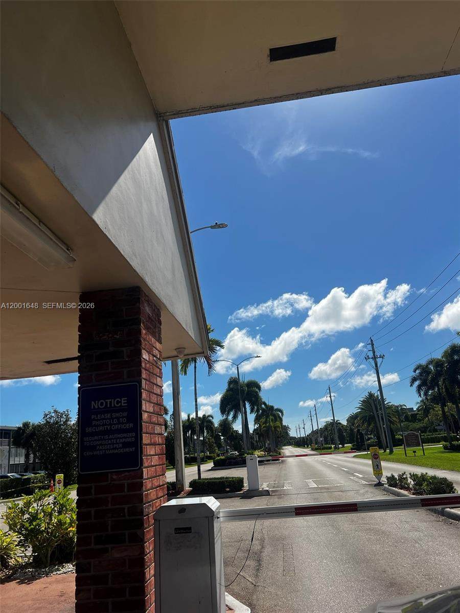 https://bt-photos.global.ssl.fastly.net/miami/orig_boomver_1_A12001648-2.jpg