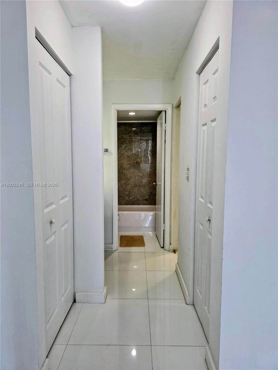 https://bt-photos.global.ssl.fastly.net/miami/1280_boomver_1_A12002246-2.jpg