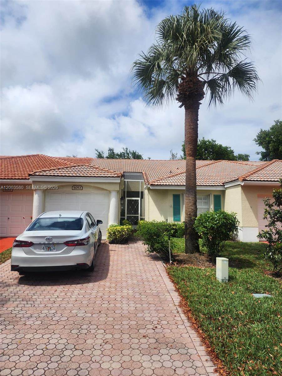 6053 Heliconia Rd - Photo 1