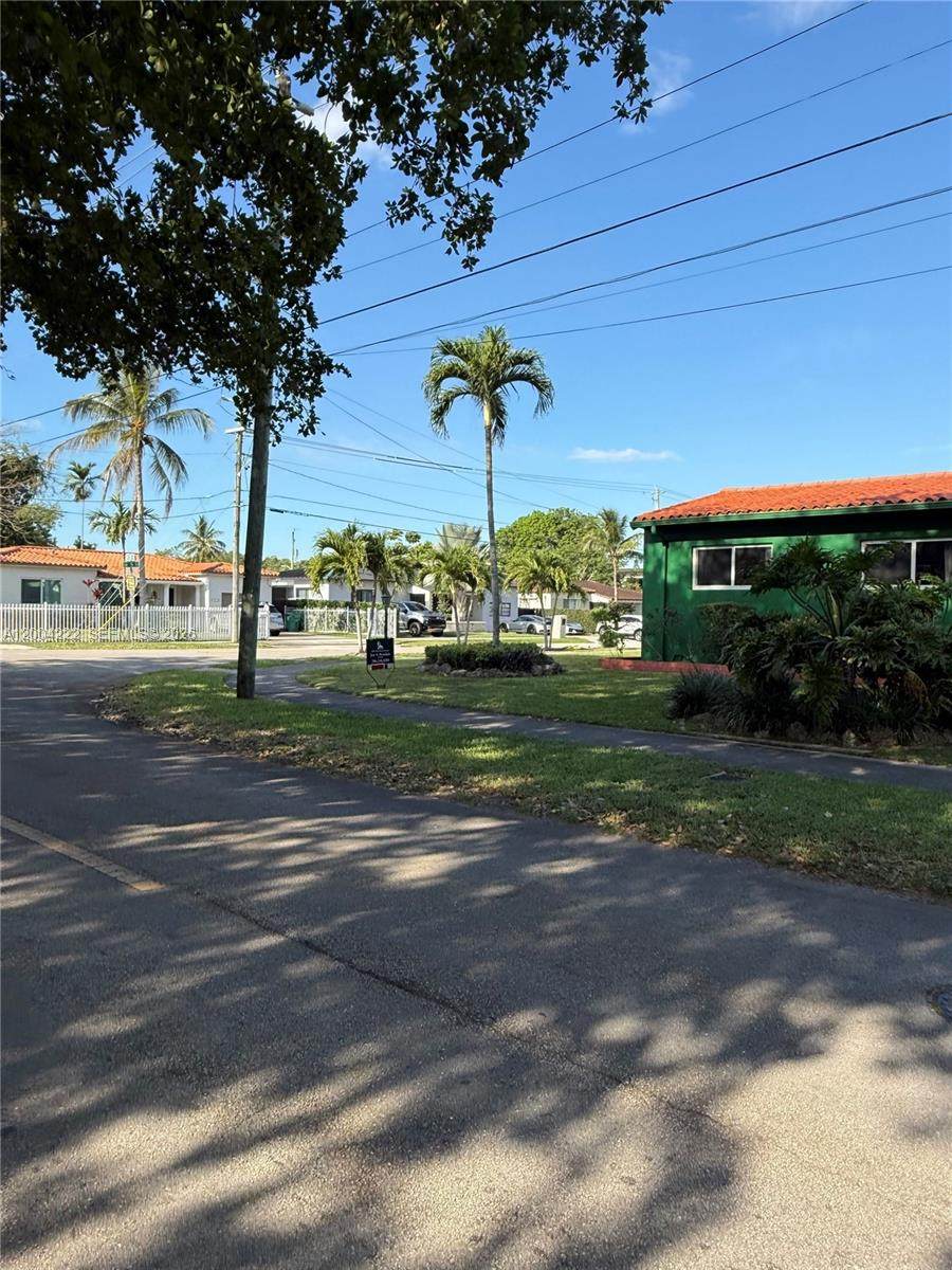 https://bt-photos.global.ssl.fastly.net/miami/orig_boomver_1_A12004222-2.jpg