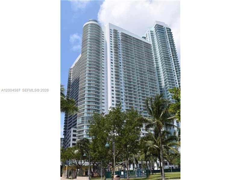 https://bt-photos.global.ssl.fastly.net/miami/orig_boomver_1_A12004587-2.jpg