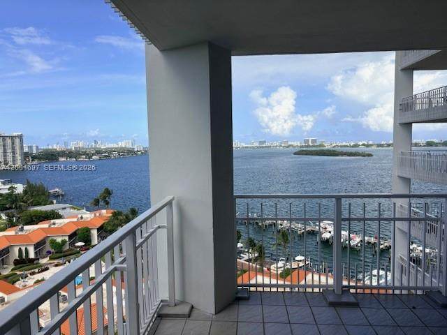 https://bt-photos.global.ssl.fastly.net/miami/orig_boomver_1_A12004697-2.jpg