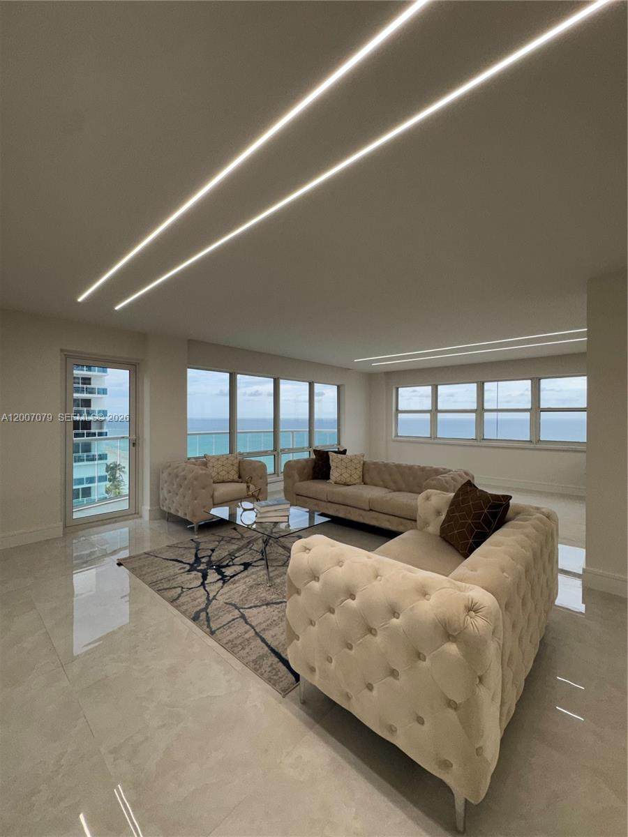 https://bt-photos.global.ssl.fastly.net/miami/orig_boomver_1_A12007079-2.jpg