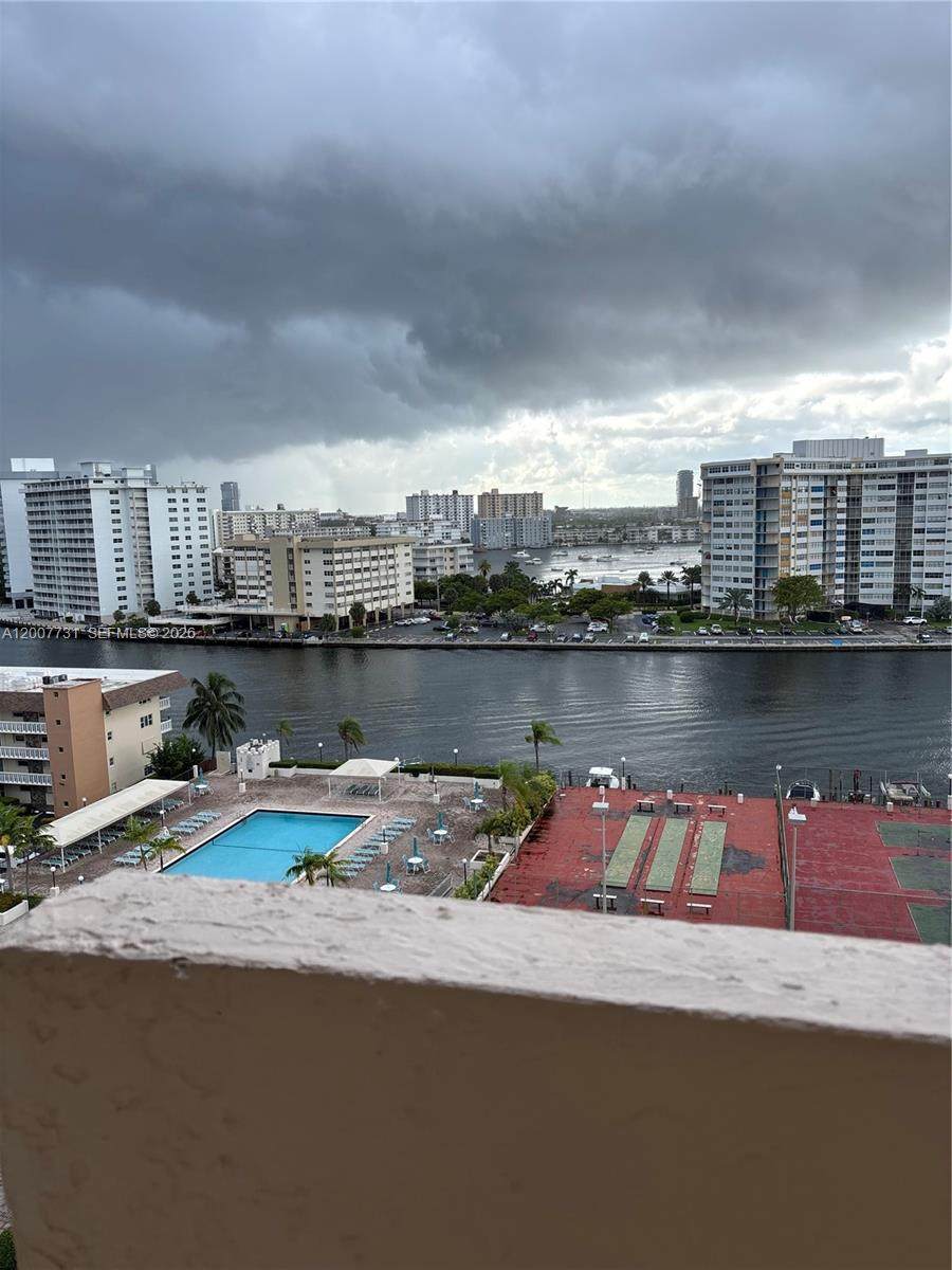 https://bt-photos.global.ssl.fastly.net/miami/orig_boomver_1_A12007731-2.jpg