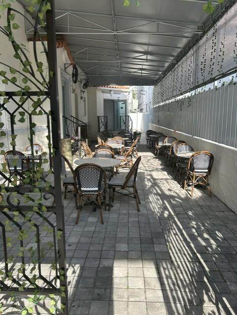 https://bt-photos.global.ssl.fastly.net/miami/orig_boomver_1_A12007886-2.jpg