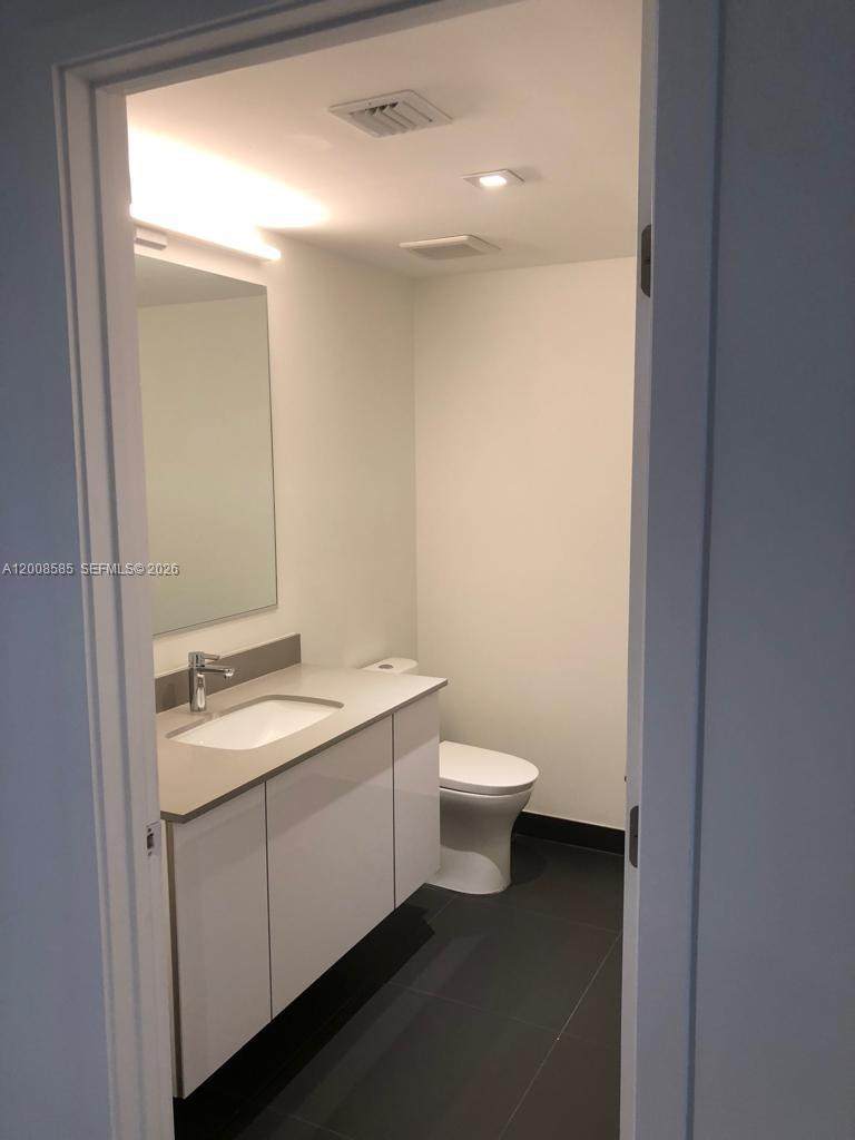 https://bt-photos.global.ssl.fastly.net/miami/orig_boomver_1_A12008585-2.jpg