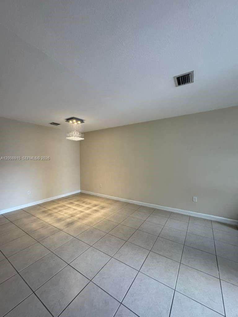 https://bt-photos.global.ssl.fastly.net/miami/orig_boomver_1_A12008815-2.jpg