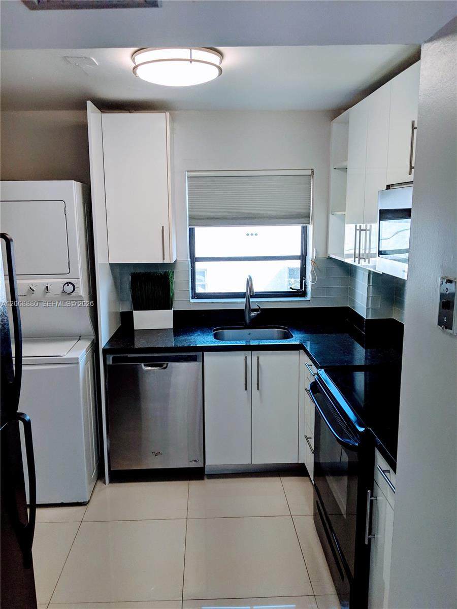 1617 Jefferson Ave - Photo 1