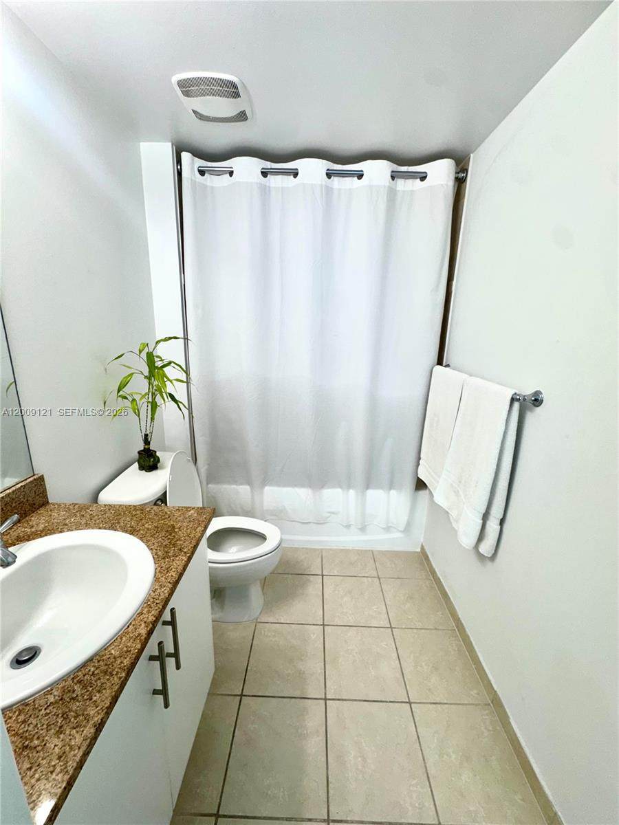https://bt-photos.global.ssl.fastly.net/miami/orig_boomver_1_A12009121-2.jpg