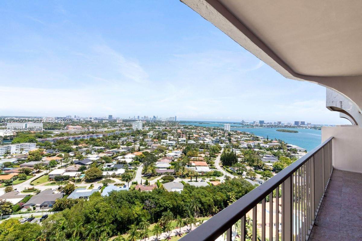 https://bt-photos.global.ssl.fastly.net/miami/orig_boomver_1_A12010021-2.jpg
