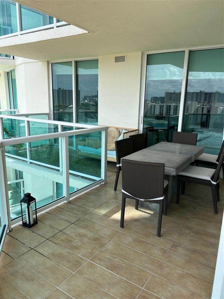 https://bt-photos.global.ssl.fastly.net/miami/1280_boomver_1_A12010365-2.jpg