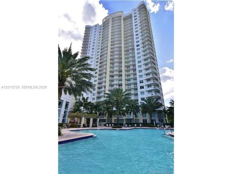 https://bt-photos.global.ssl.fastly.net/miami/orig_boomver_1_A12010725-2.jpg