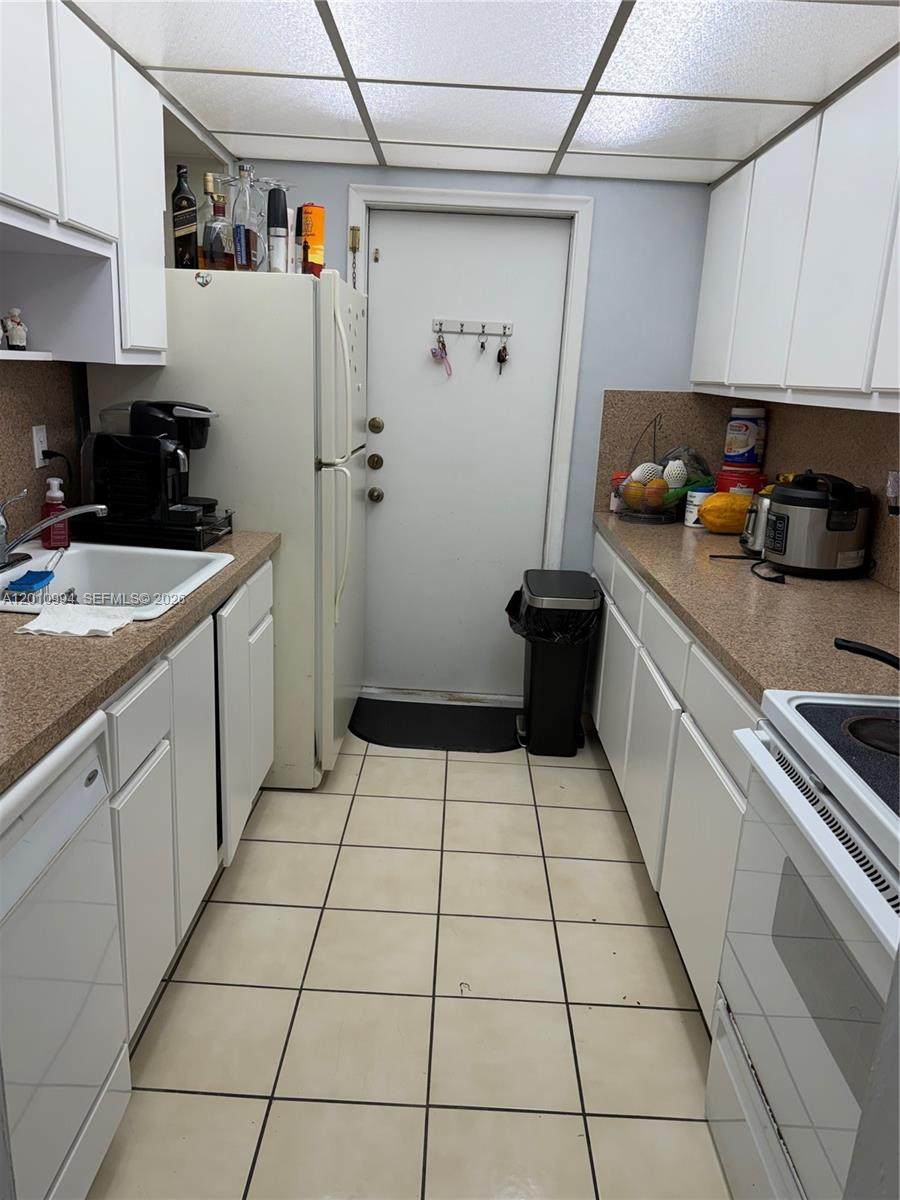 https://bt-photos.global.ssl.fastly.net/miami/1280_boomver_1_A12010994-2.jpg