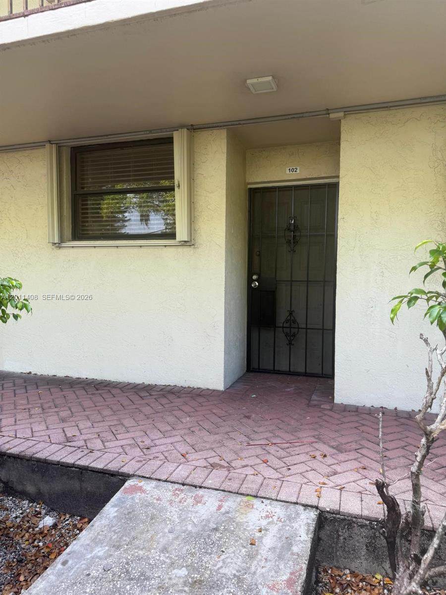 109 Lake Emerald Dr - Photo 1