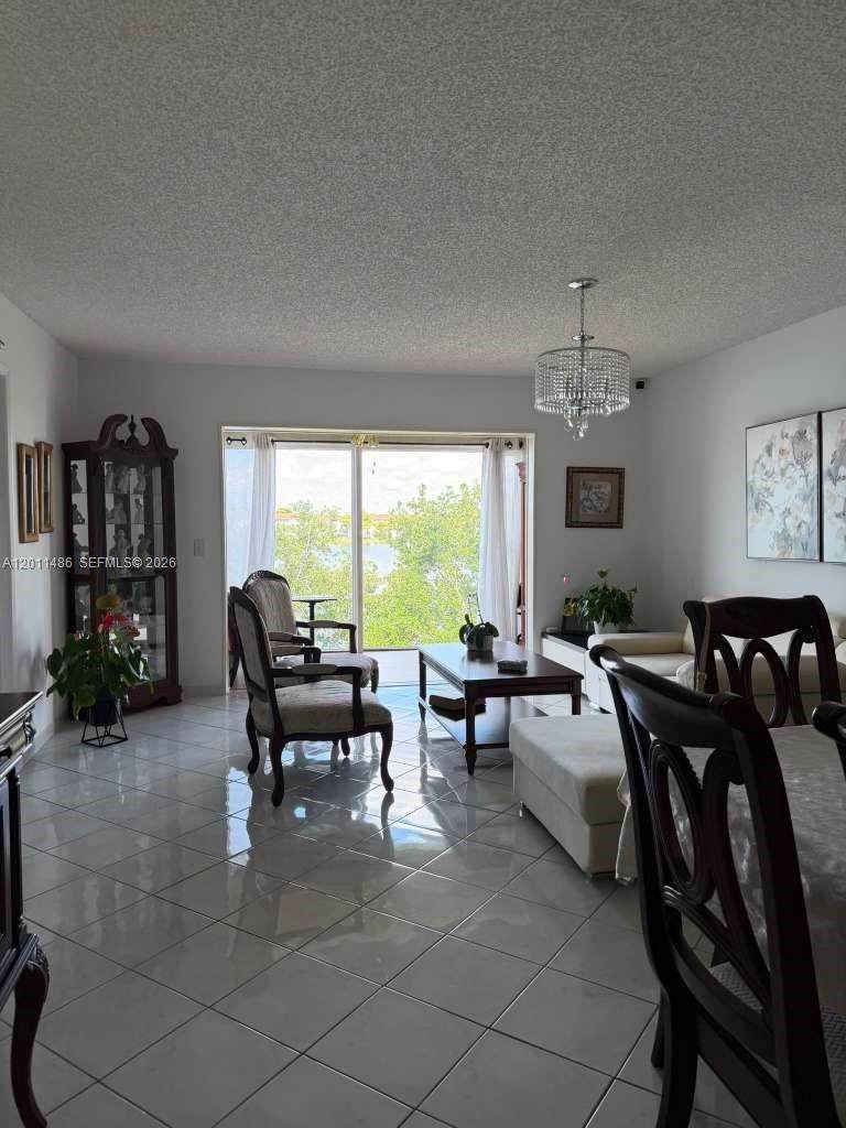 https://bt-photos.global.ssl.fastly.net/miami/orig_boomver_1_A12011486-2.jpg