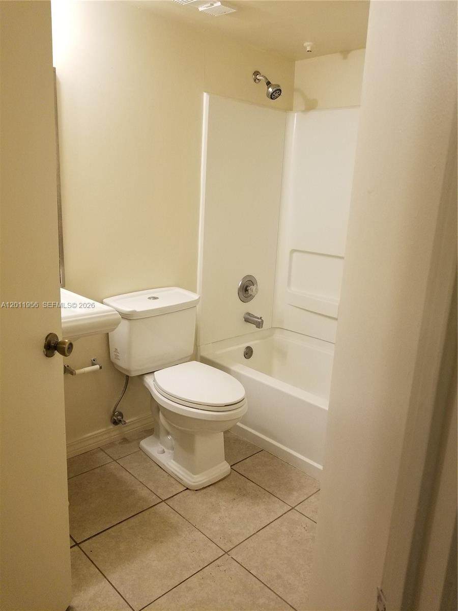 https://bt-photos.global.ssl.fastly.net/miami/orig_boomver_1_A12011956-2.jpg