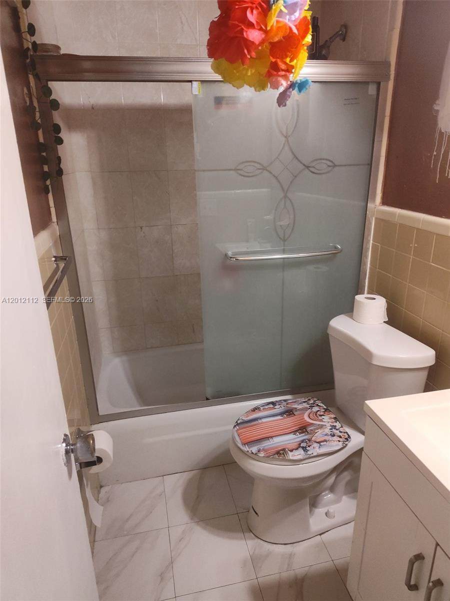 https://bt-photos.global.ssl.fastly.net/miami/orig_boomver_1_A12012112-2.jpg