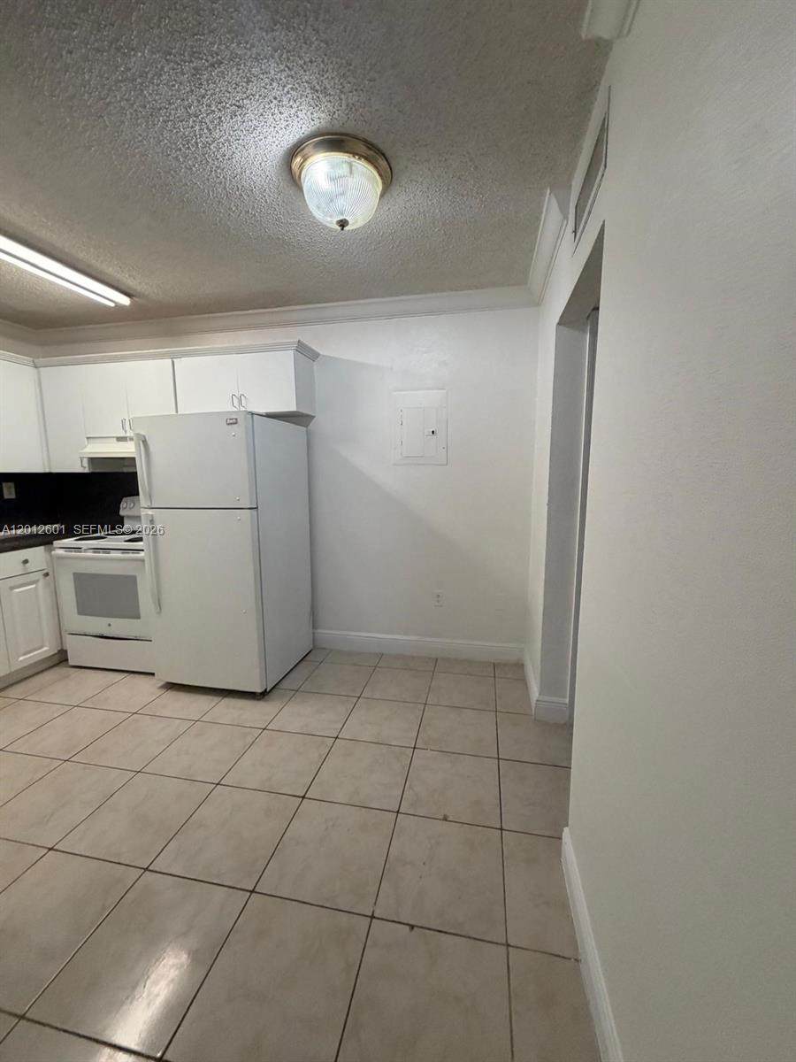 16118 21st Ave - Photo 1