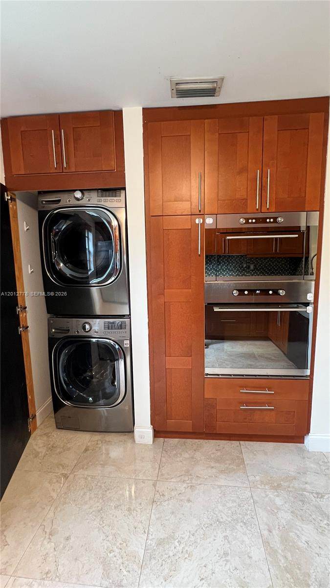 https://bt-photos.global.ssl.fastly.net/miami/1280_boomver_1_A12012778-2.jpg