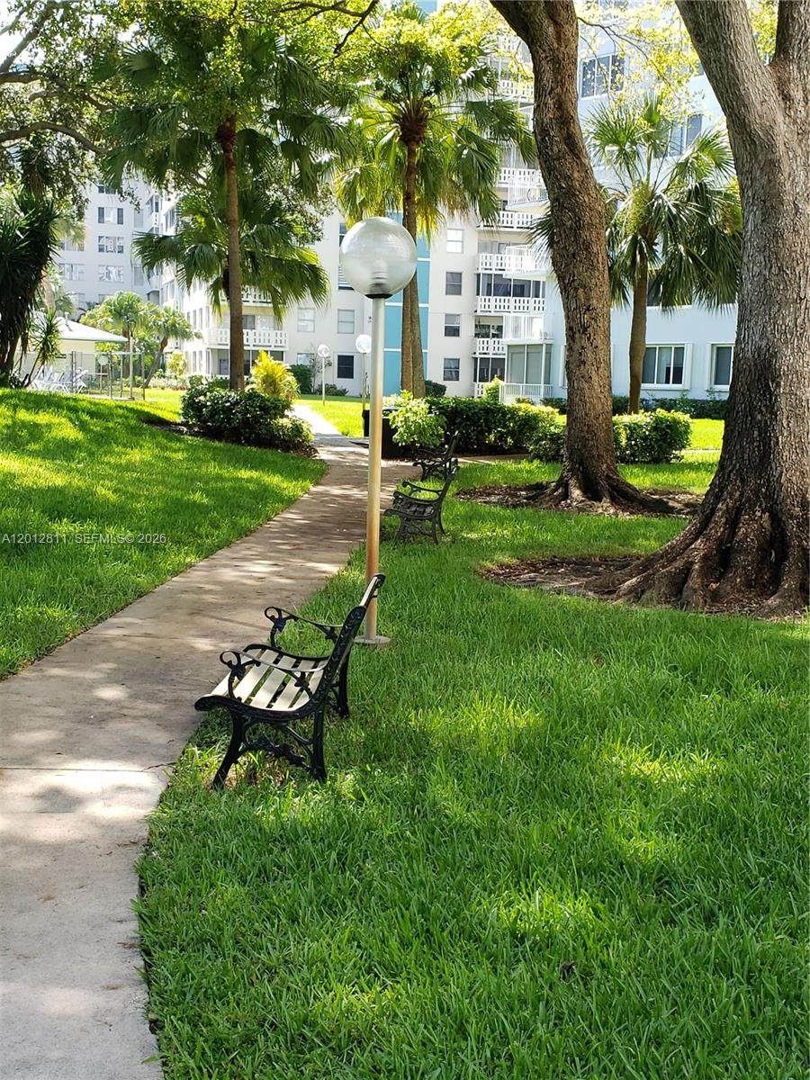 https://bt-photos.global.ssl.fastly.net/miami/orig_boomver_1_A12012811-2.jpg
