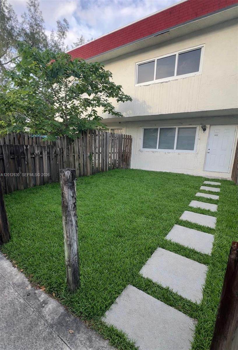 1560 151st St - Photo 1