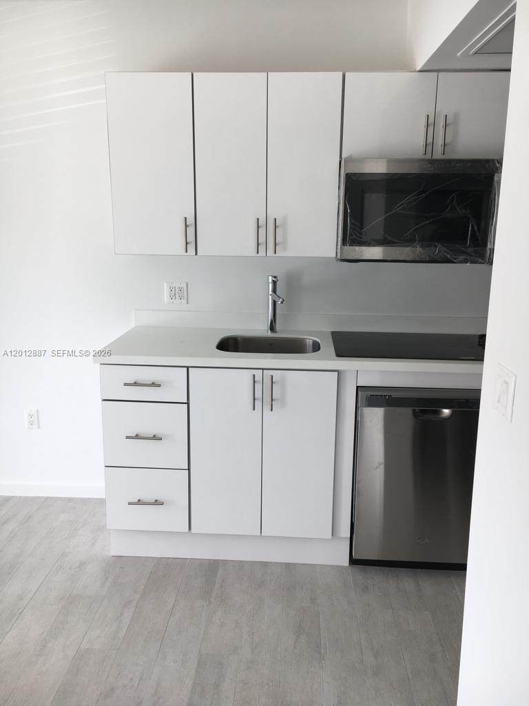 https://bt-photos.global.ssl.fastly.net/miami/orig_boomver_1_A12012887-2.jpg