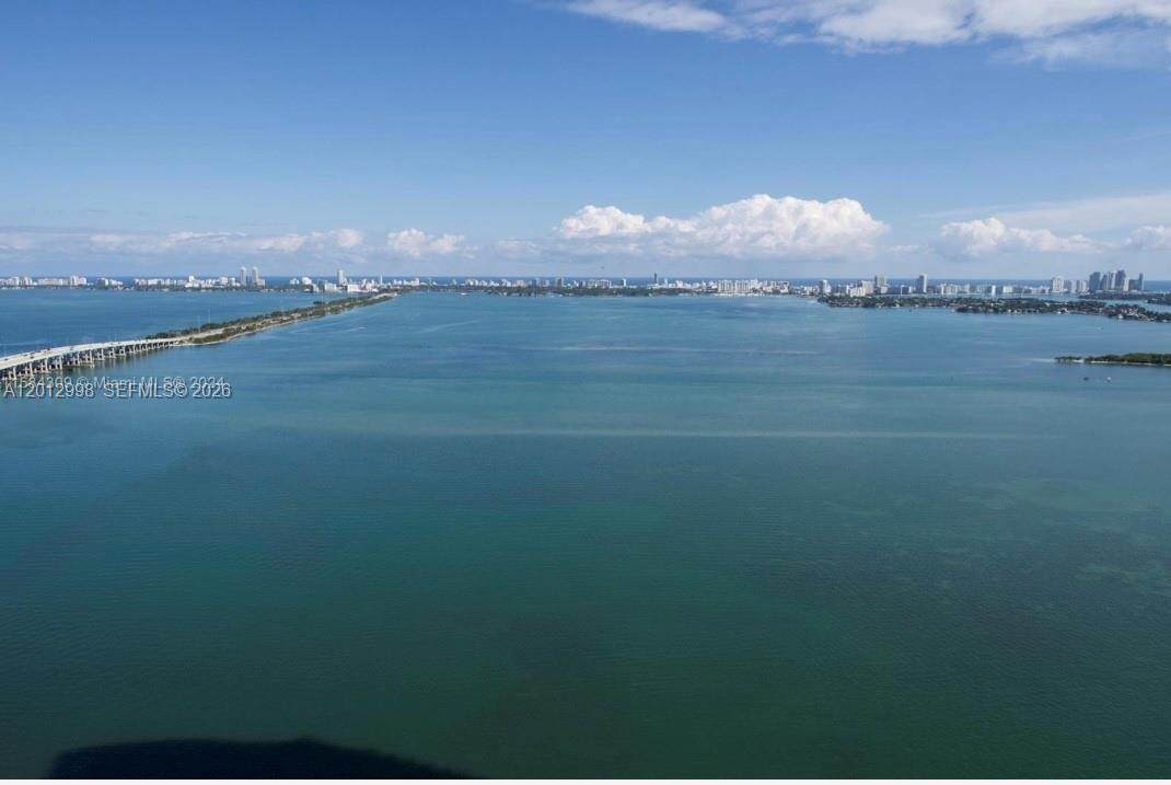 https://bt-photos.global.ssl.fastly.net/miami/orig_boomver_1_A12012998-2.jpg