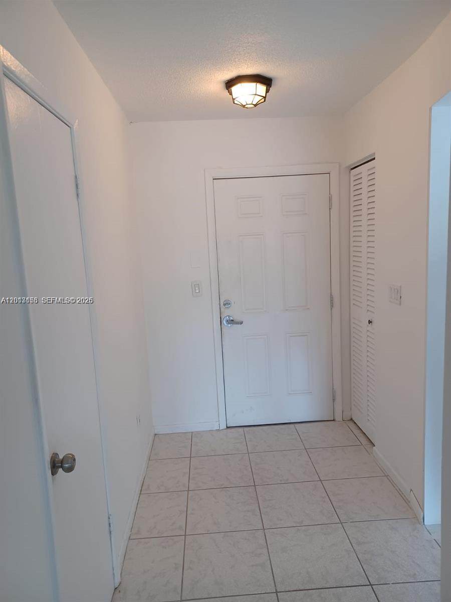 https://bt-photos.global.ssl.fastly.net/miami/orig_boomver_1_A12013156-2.jpg