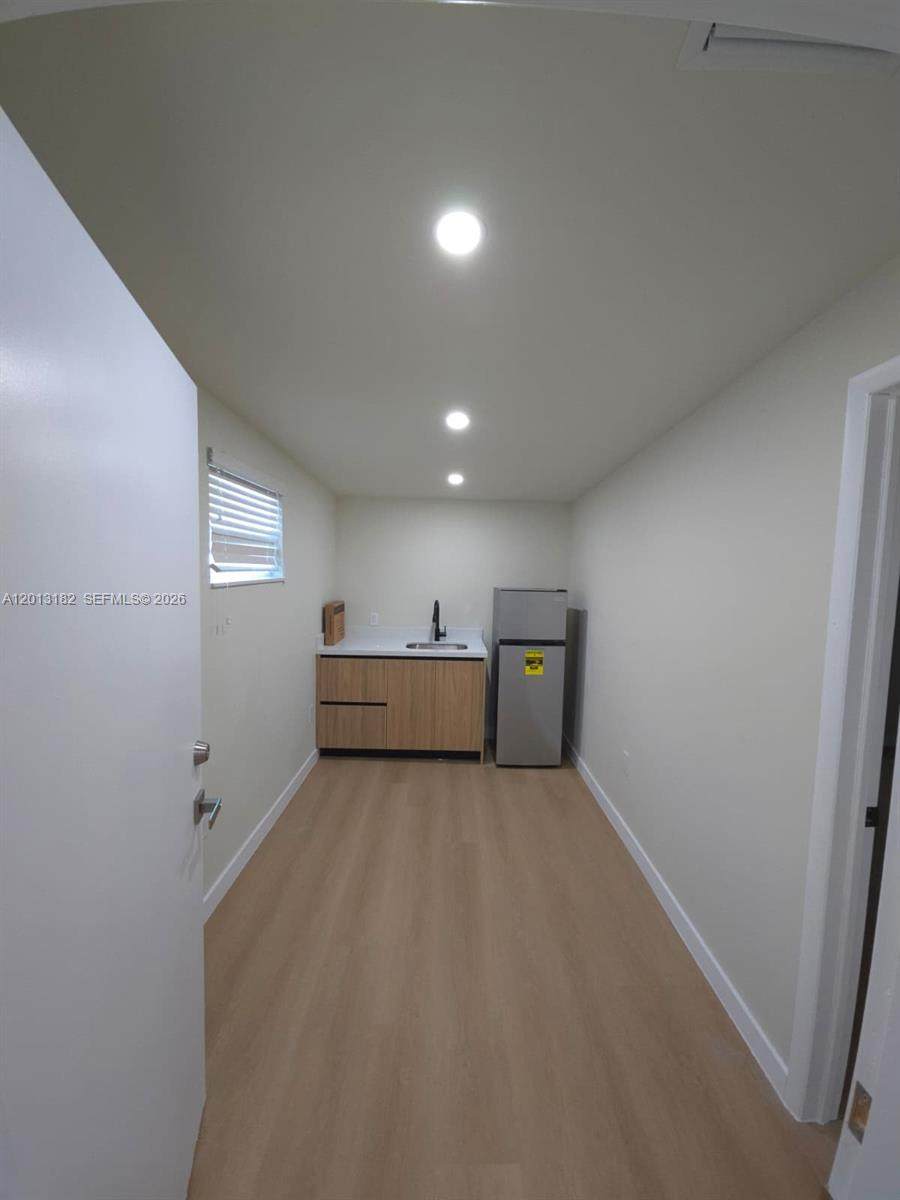 720 33rd Ter - Photo 1