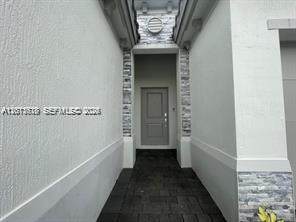 https://bt-photos.global.ssl.fastly.net/miami/orig_boomver_1_A12013618-2.jpg