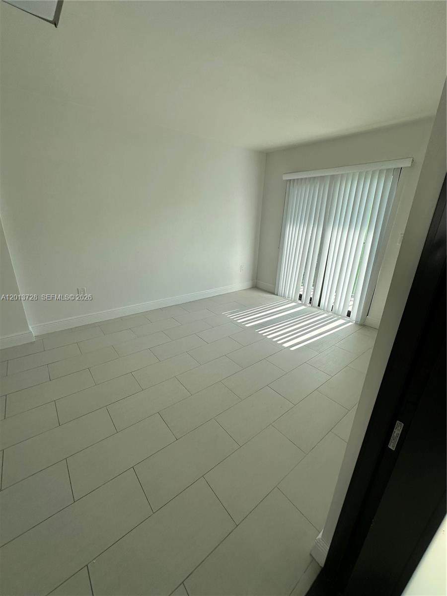 https://bt-photos.global.ssl.fastly.net/miami/orig_boomver_1_A12013728-2.jpg