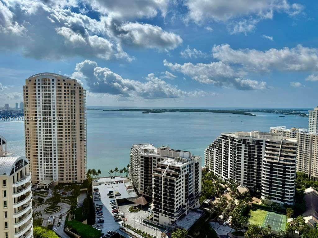 https://bt-photos.global.ssl.fastly.net/miami/orig_boomver_1_A12013781-2.jpg