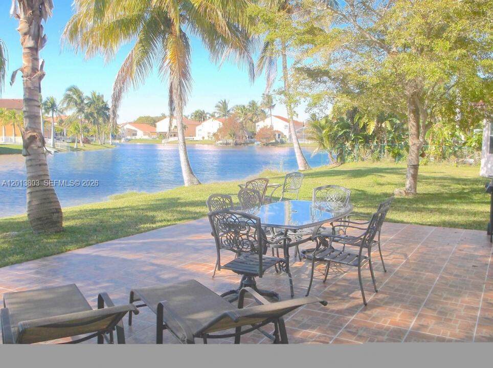 https://bt-photos.global.ssl.fastly.net/miami/orig_boomver_1_A12013803-2.jpg