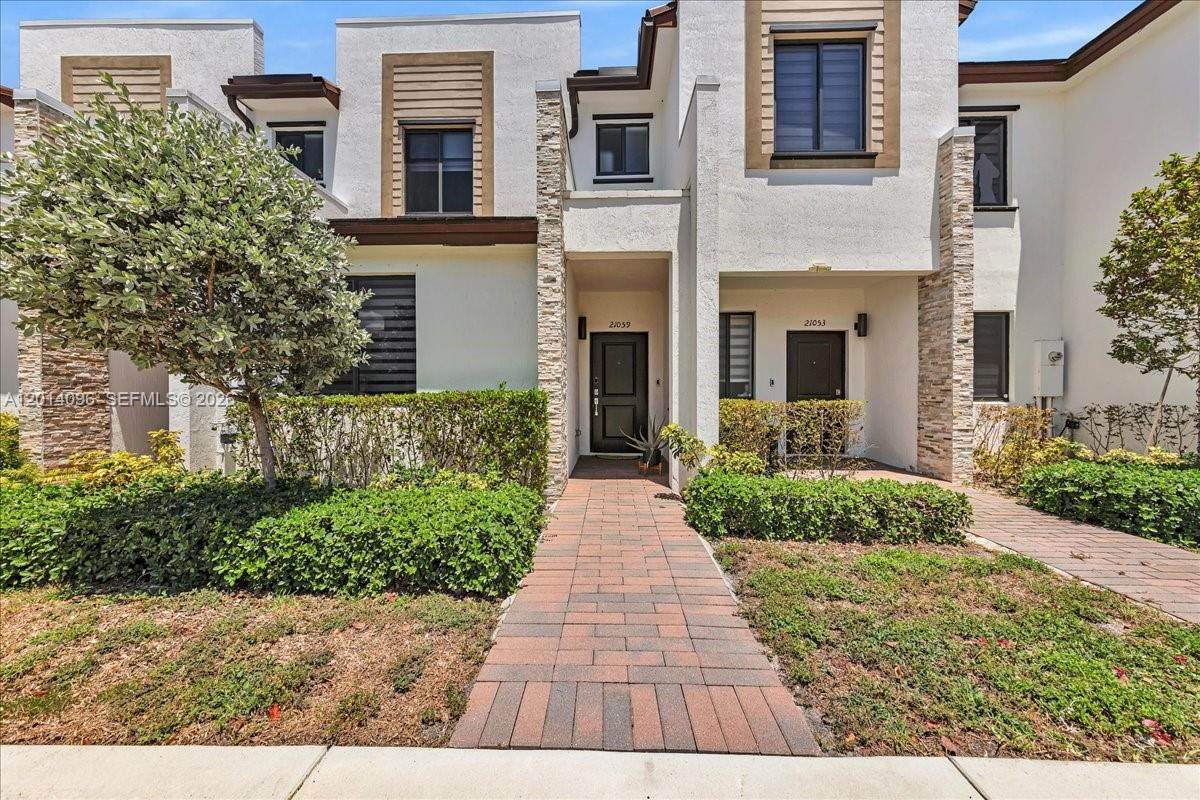 21059 8th Ave - Photo 1