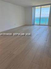 https://bt-photos.global.ssl.fastly.net/miami/orig_boomver_1_A12014328-2.jpg