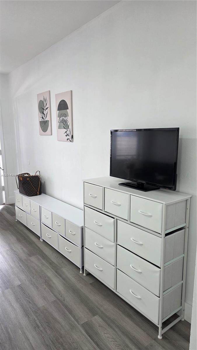 https://bt-photos.global.ssl.fastly.net/miami/orig_boomver_1_A12014399-2.jpg