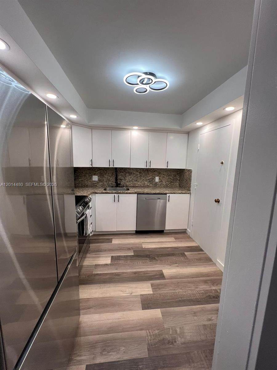 https://bt-photos.global.ssl.fastly.net/miami/orig_boomver_1_A12014480-2.jpg