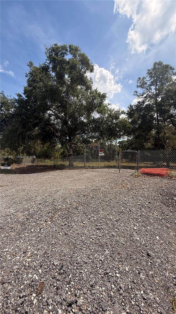 465 Estribo St - Photo 1
