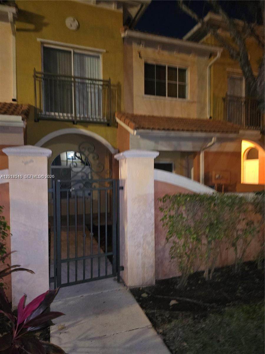 1304 Santa Catalina Cir - Photo 1