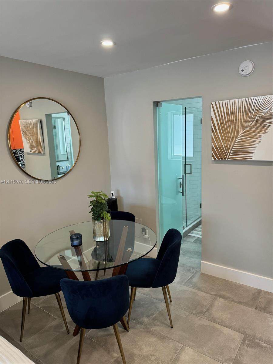 https://bt-photos.global.ssl.fastly.net/miami/orig_boomver_1_A12015970-2.jpg