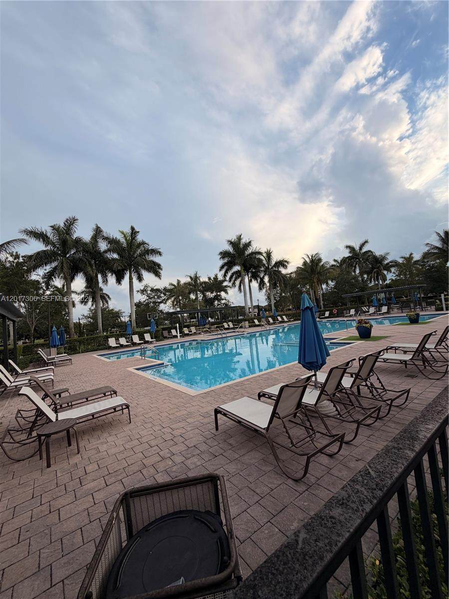 https://bt-photos.global.ssl.fastly.net/miami/orig_boomver_2_A12017306-2.jpg