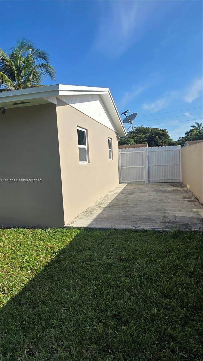 https://bt-photos.global.ssl.fastly.net/miami/orig_boomver_1_A12017528-2.jpg