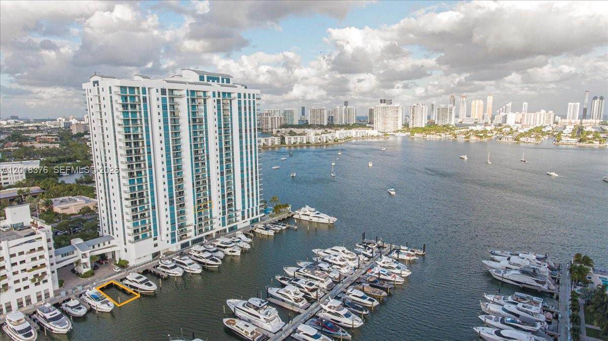 https://bt-photos.global.ssl.fastly.net/miami/orig_boomver_1_A12018376-2.jpg