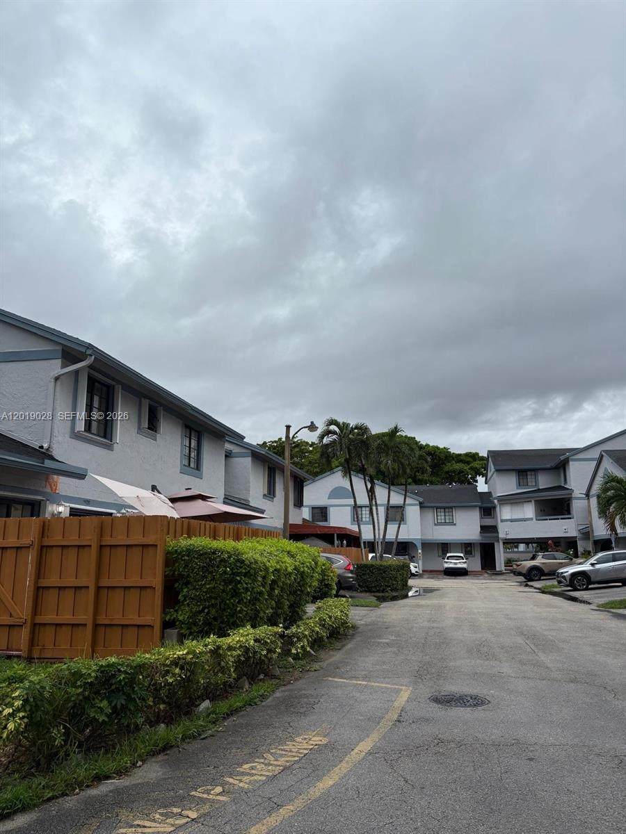 https://bt-photos.global.ssl.fastly.net/miami/orig_boomver_1_A12019028-2.jpg