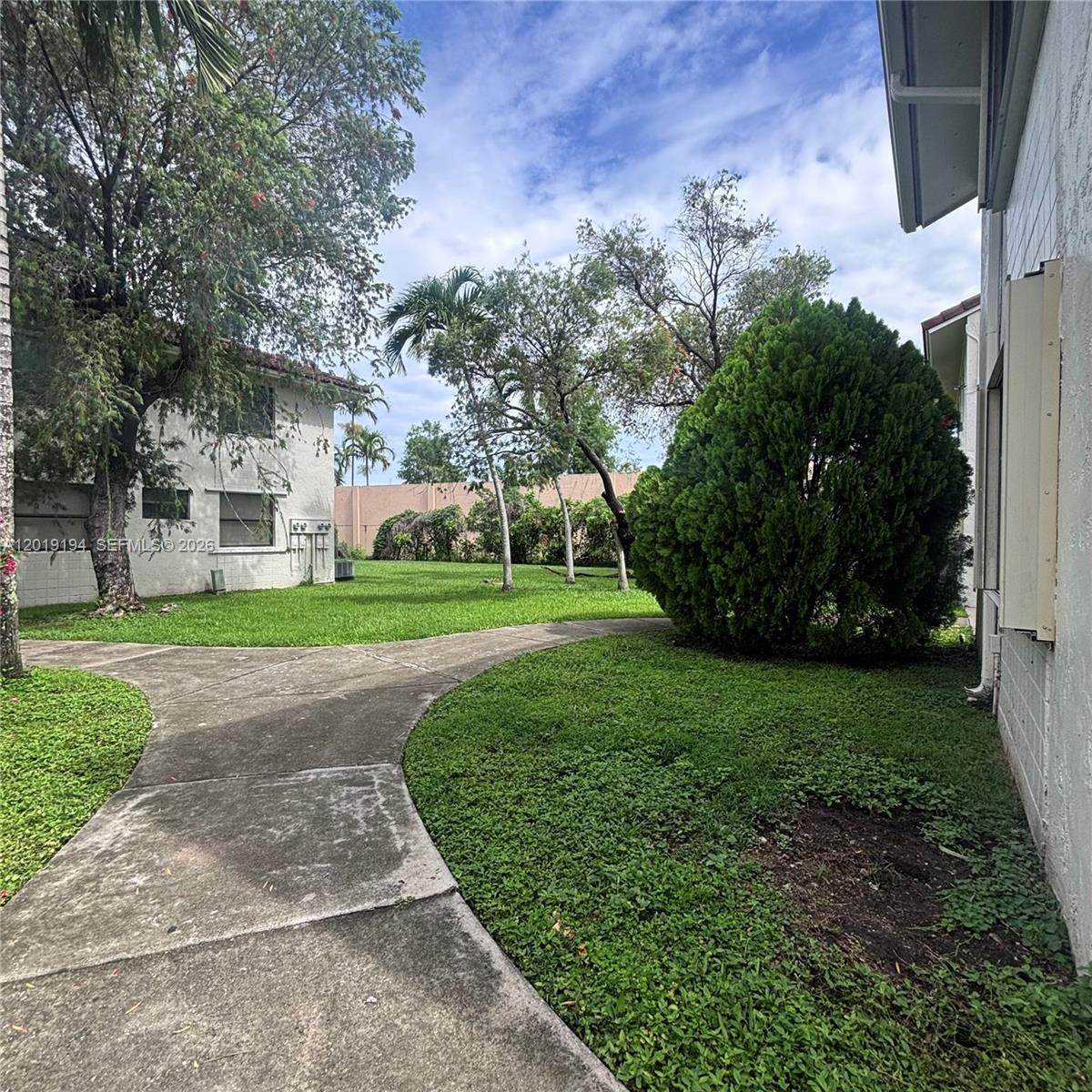 https://bt-photos.global.ssl.fastly.net/miami/orig_boomver_1_A12019194-2.jpg