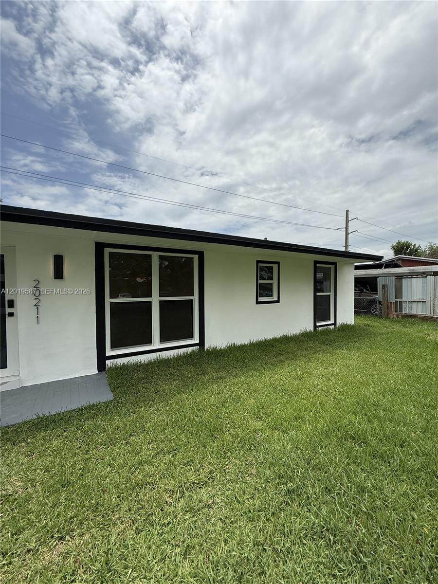https://bt-photos.global.ssl.fastly.net/miami/orig_boomver_1_A12019587-2.jpg
