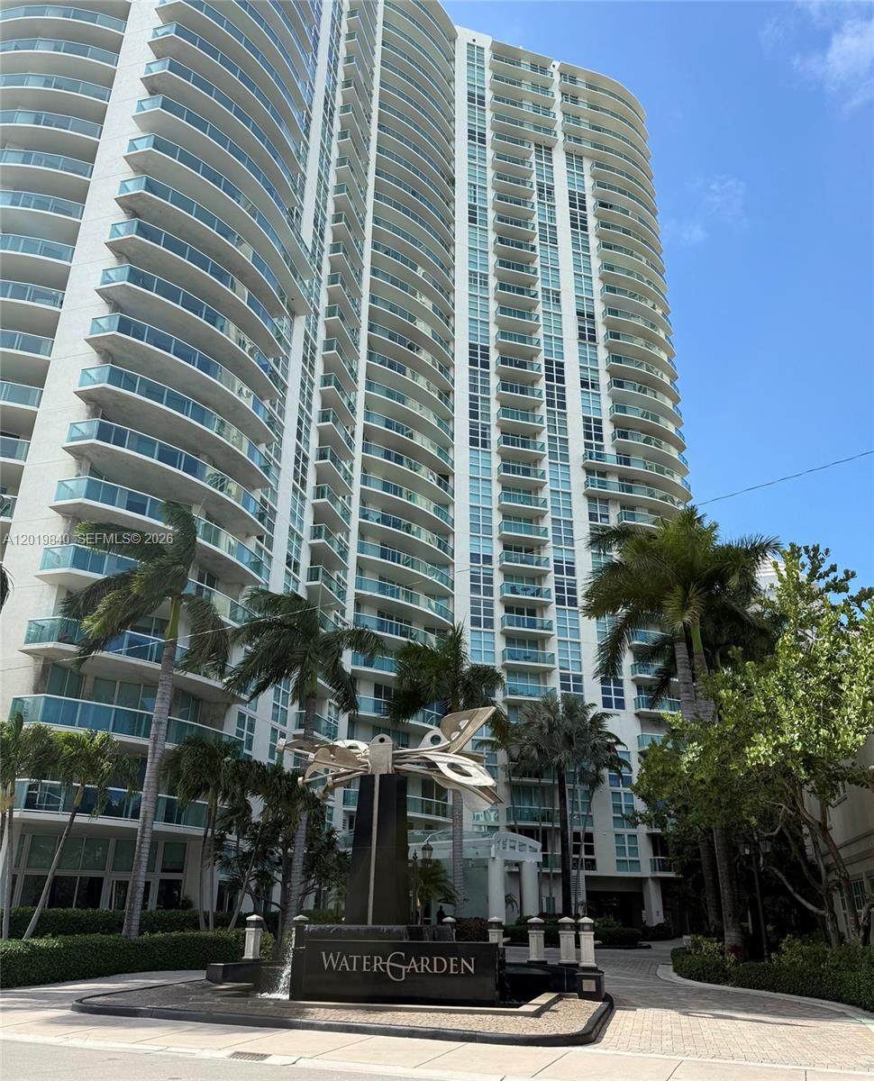 https://bt-photos.global.ssl.fastly.net/miami/orig_boomver_1_A12019840-2.jpg