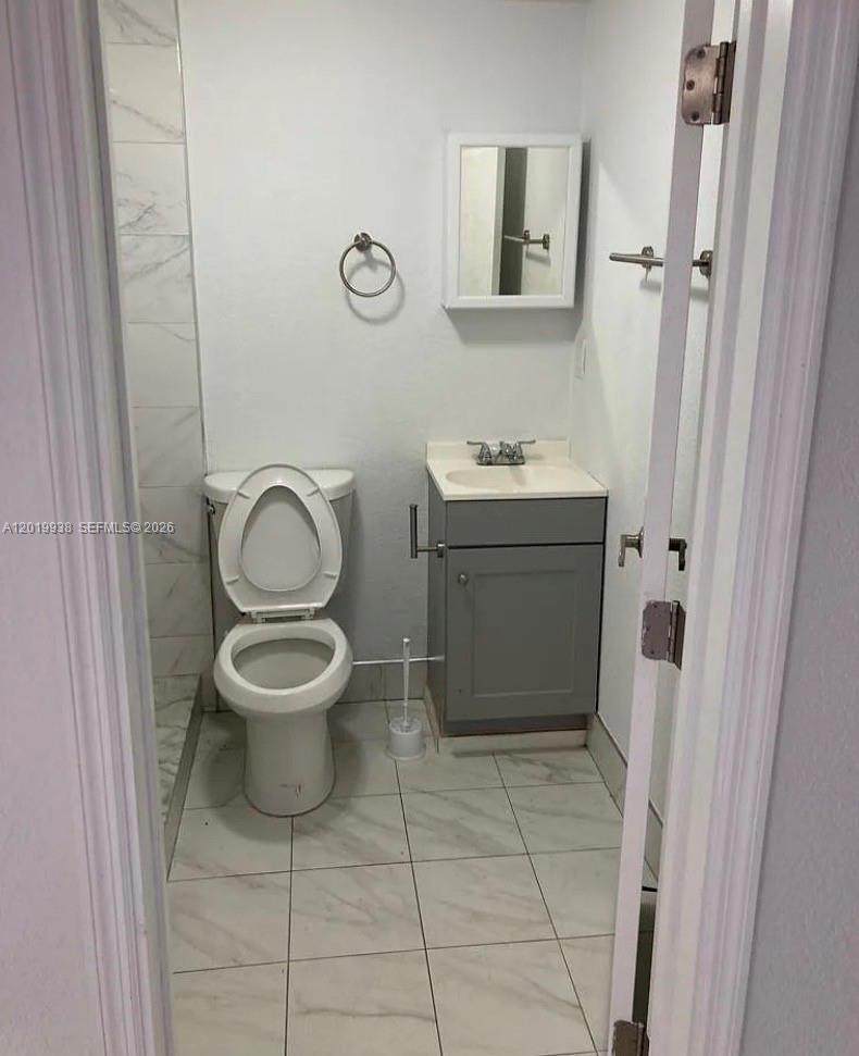 https://bt-photos.global.ssl.fastly.net/miami/orig_boomver_1_A12019938-2.jpg