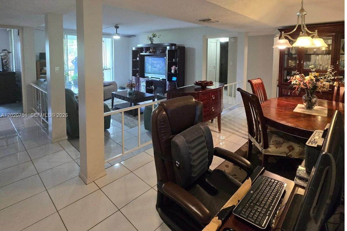 https://bt-photos.global.ssl.fastly.net/miami/orig_boomver_1_A12020751-2.jpg