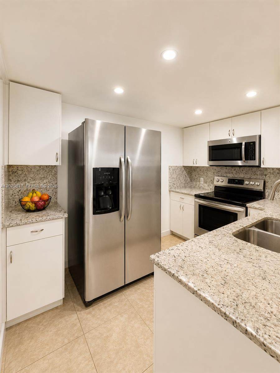 1460 169th St - Photo 1